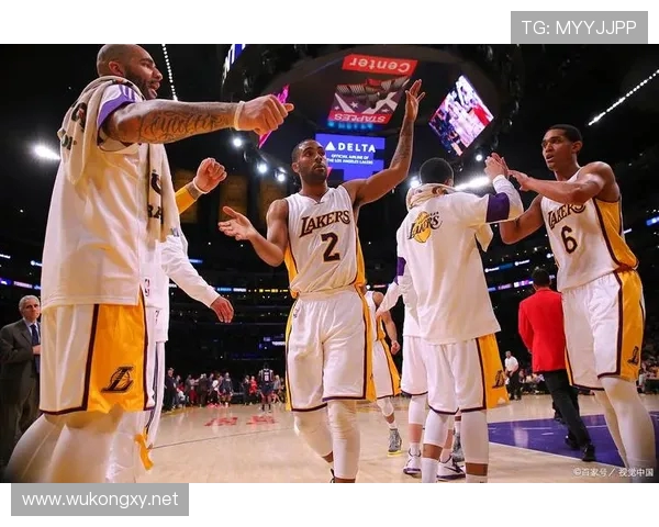 黑马崛起与豪门陨落:NBA东西部排名风云变幻