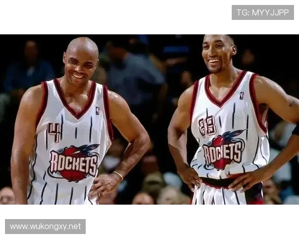 1998-1999赛季火箭队阵容名单与赛季表现解析